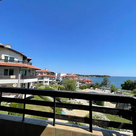 Caprice In Lozenec Naousa