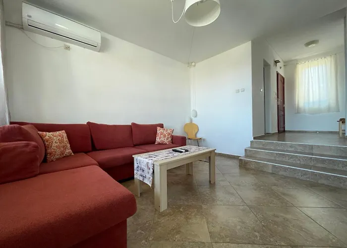 Caprice In Lozenec *