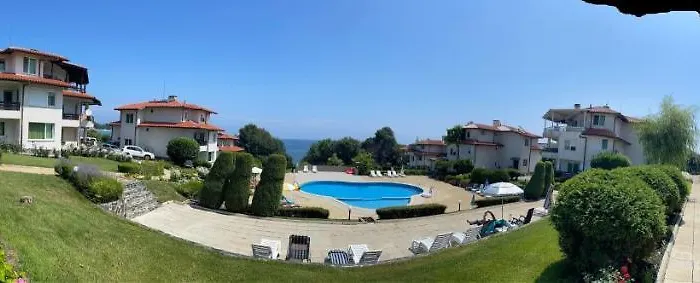 Апартаменты Caprice In Lozenec Китен