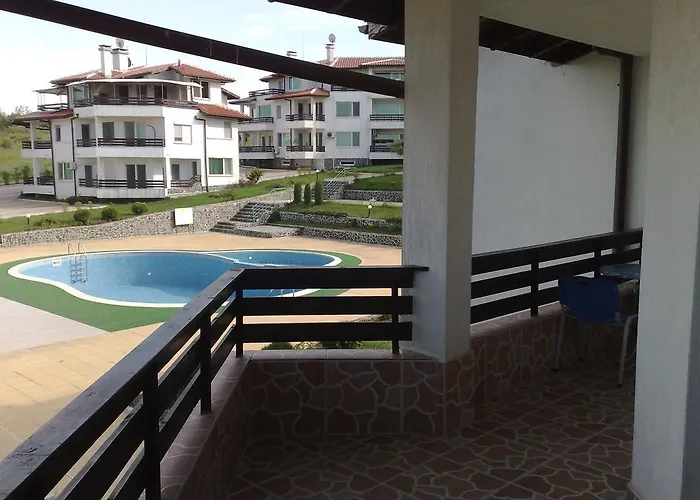 Caprice In Lozenec * Китен